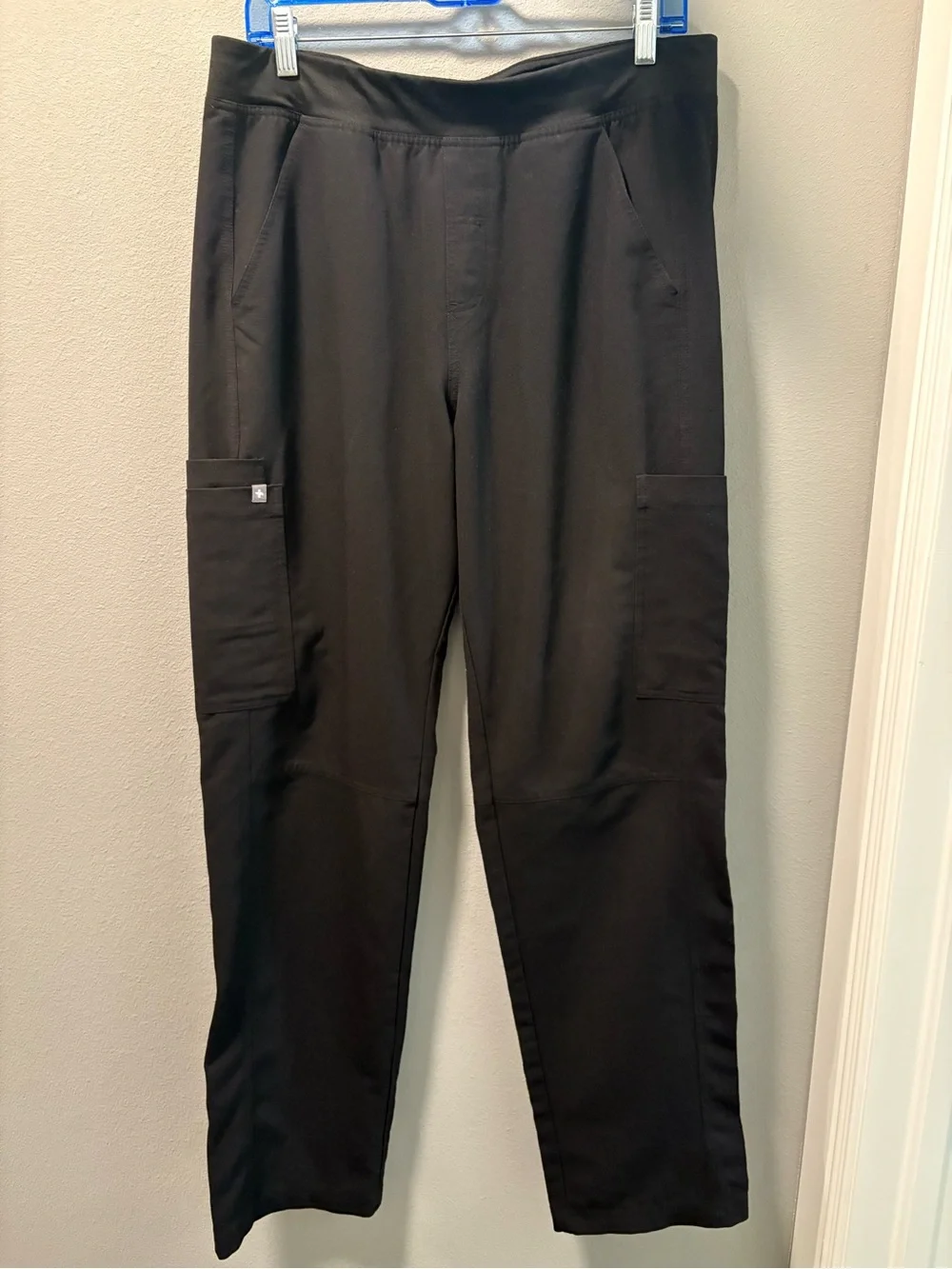 FIGS Men’s Axim Straight-Leg Scrub Trouser